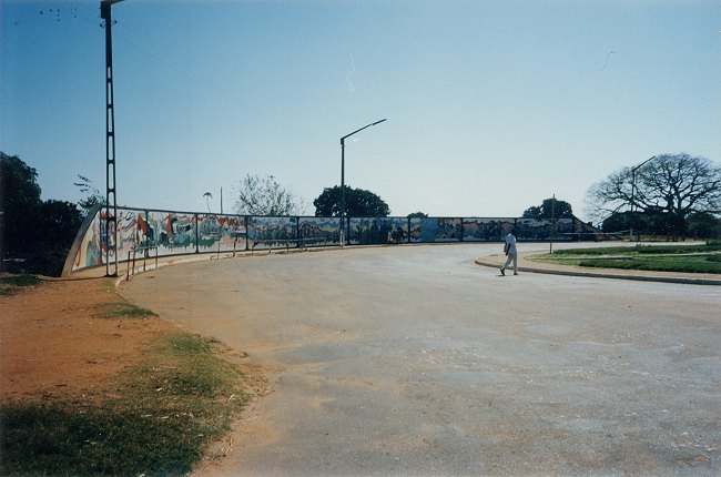 Caretti_ChimoioPiazza_small.jpg