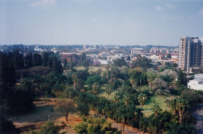Caretti_zimbabwe1_small.jpg