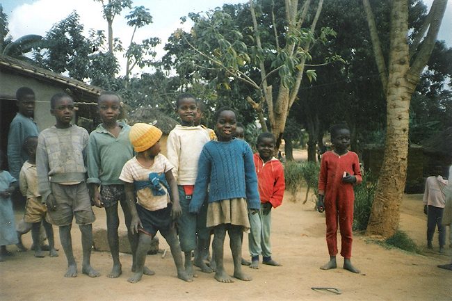 rebella_bimbivillaggiochimoio_small.jpg