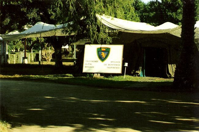 rebella_comandobrigata_small.jpg