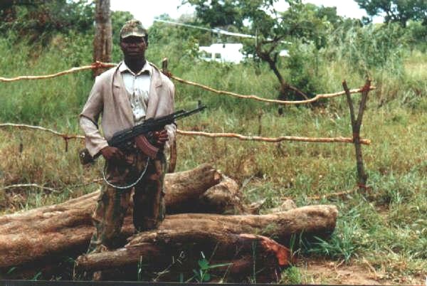 fantato_frelimo.jpg