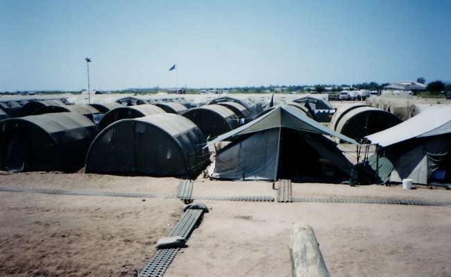 giani_accampamento_small.jpg