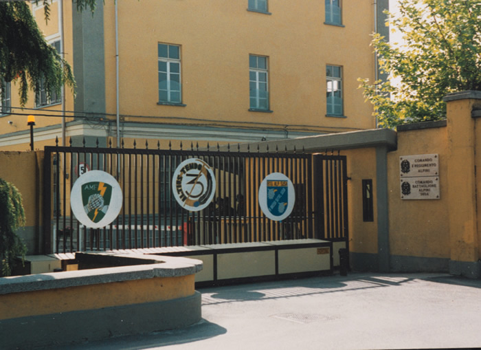 caserma2_700.jpg